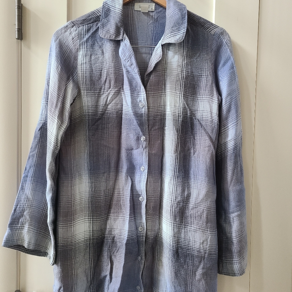 Plaid top